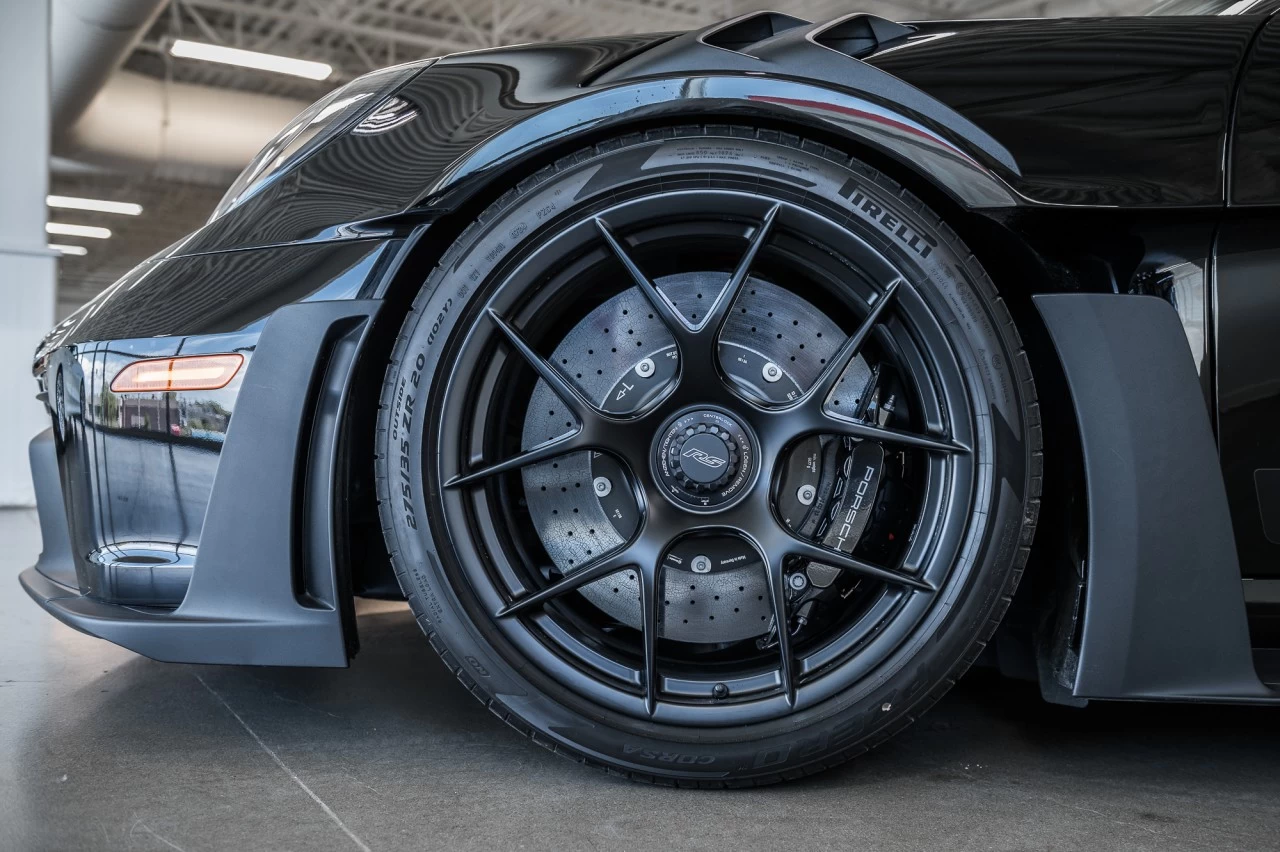 2024 Porsche 911 GT3 RS https://www.lombardihonda.com/resize/b990ff35b810a3abc0cc817b2ca24889-1
