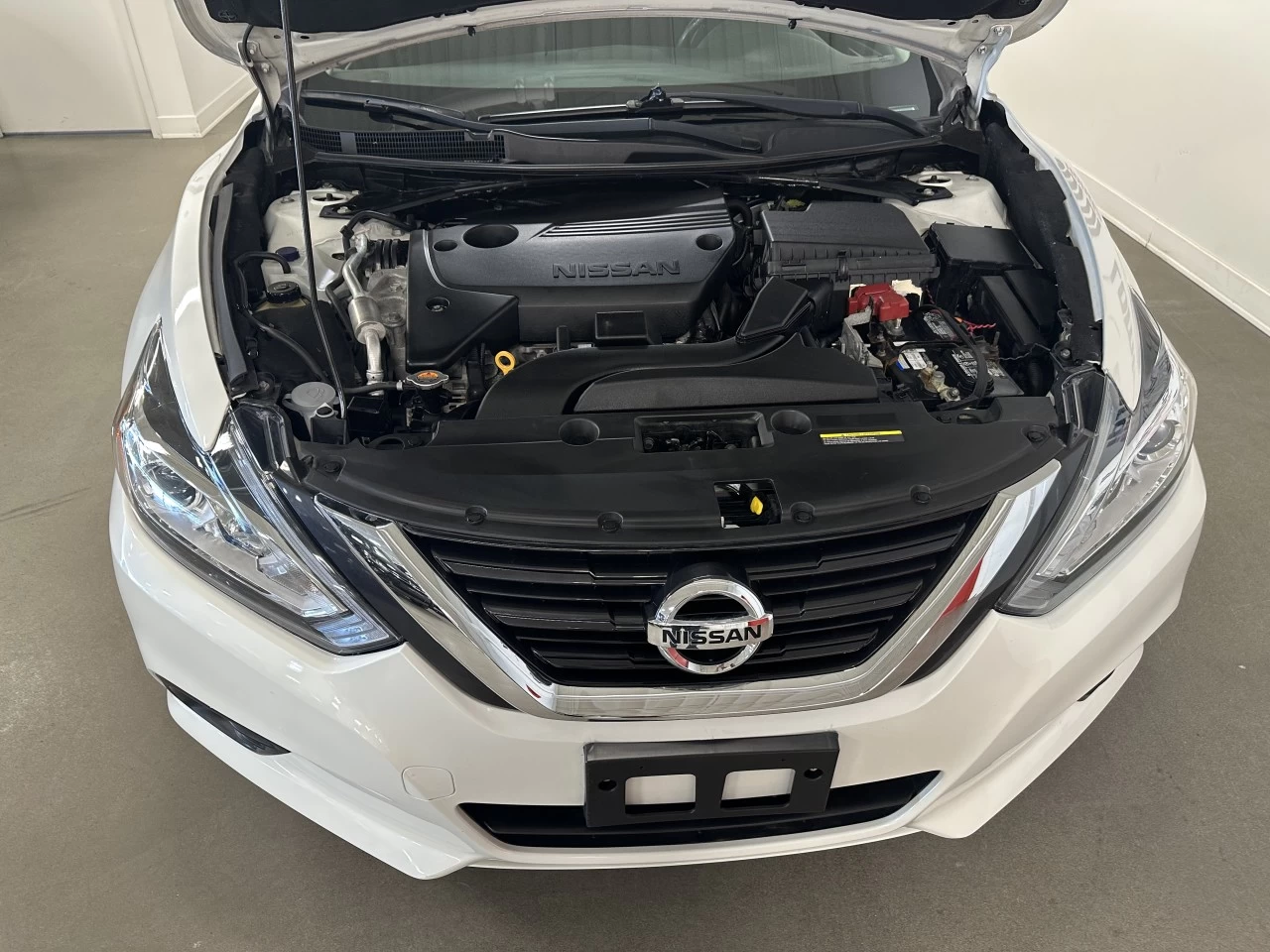 2018 Nissan Altima 2.5 Main Image