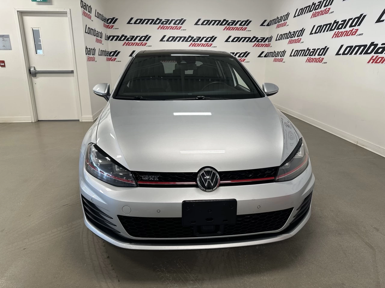 2016 Volkswagen Golf Autobahn Main Image