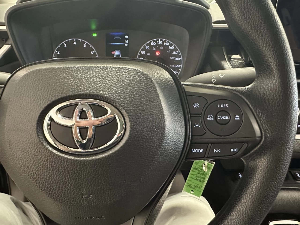 2024 Toyota Corolla
                                                    LE Main Image