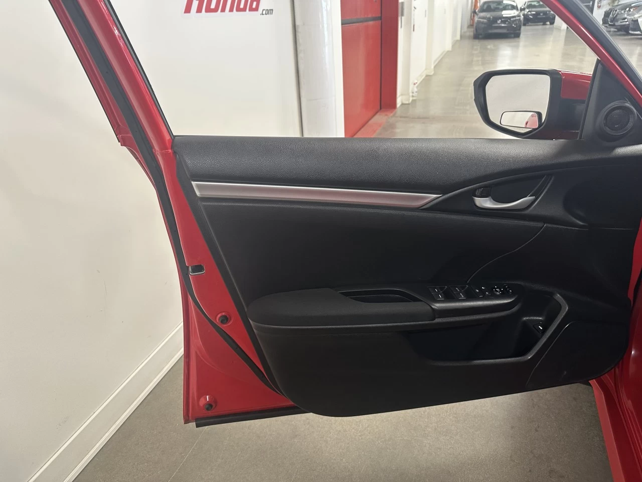 2020 Honda Civic LX Main Image