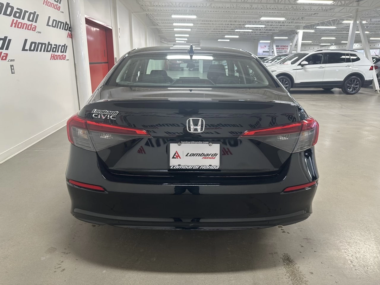 2023 Honda Civic LX Image principale