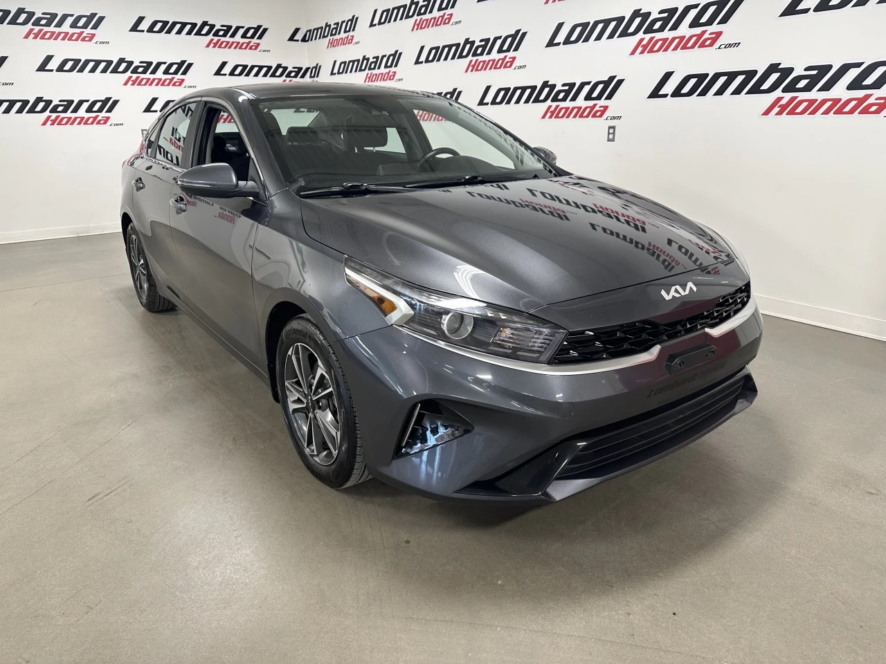 2023 Kia Forte EX https://www.lombardihonda.com/resize/b990ff35b810a3abc0cc817b2ca24889-1