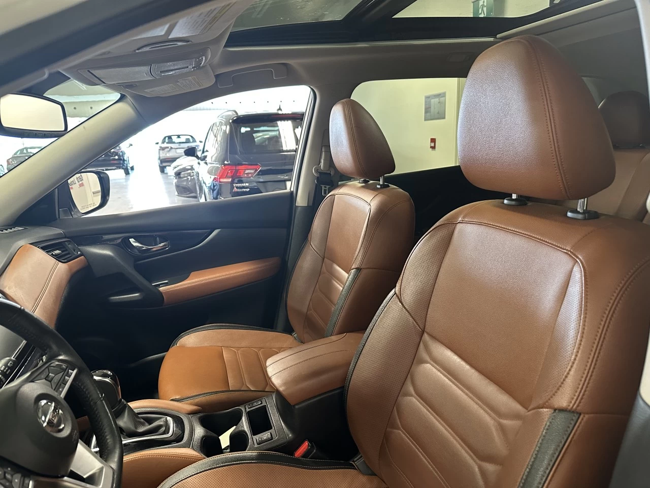 2018 Nissan Rogue SL Main Image