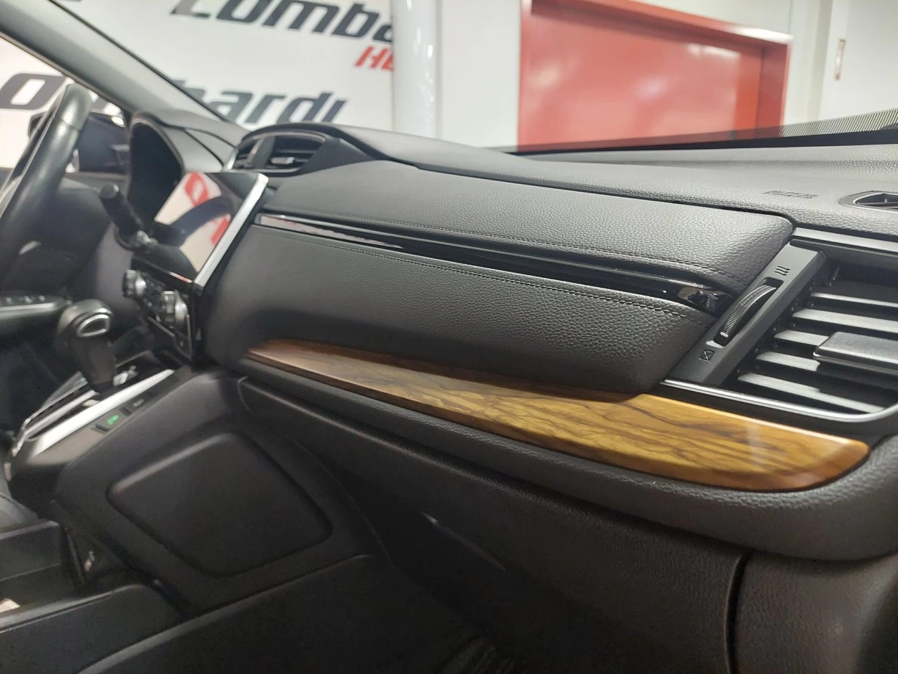 2020 Honda CR-V
                                                    EX-L Image principale