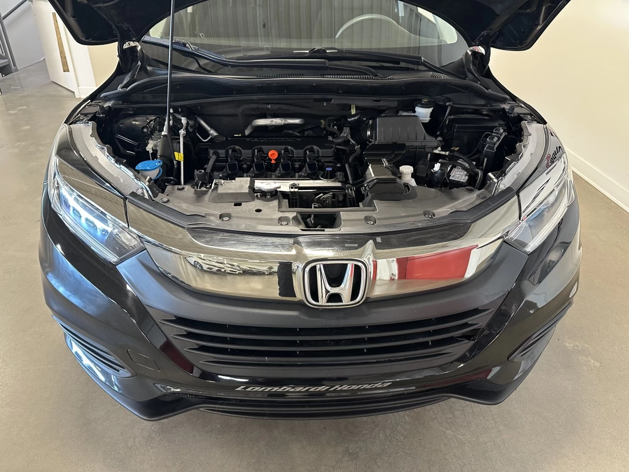 2022 Honda HR-V
                                                    LX Main Image