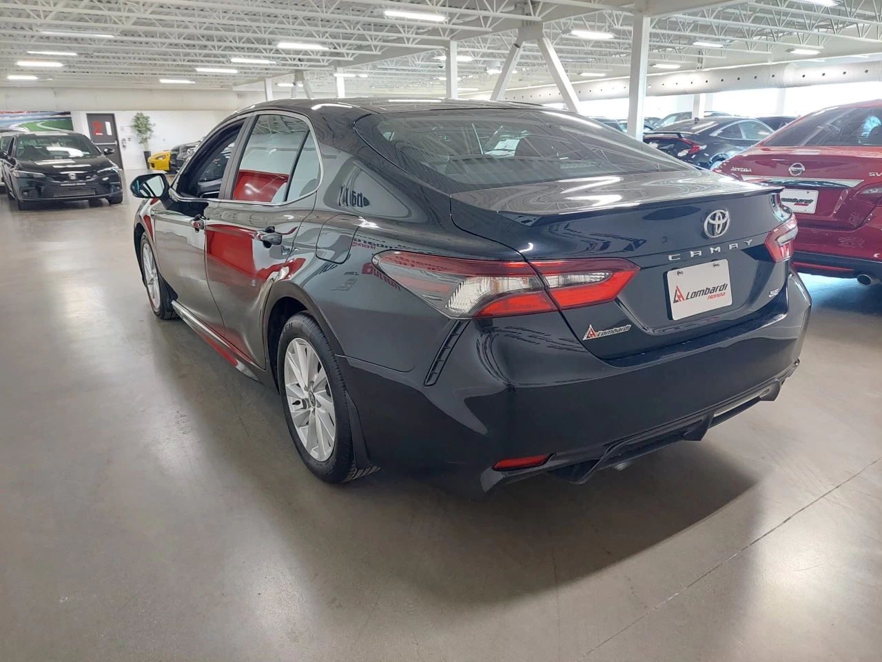 2021 Toyota Camry
                                                    SE Main Image