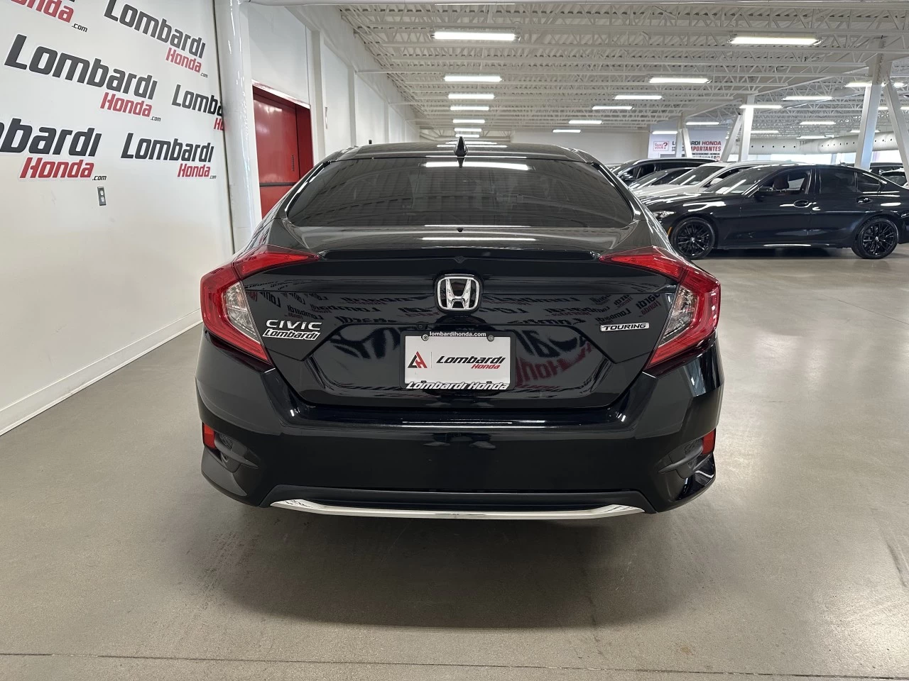 2020 Honda Civic
                                                    Touring Main Image