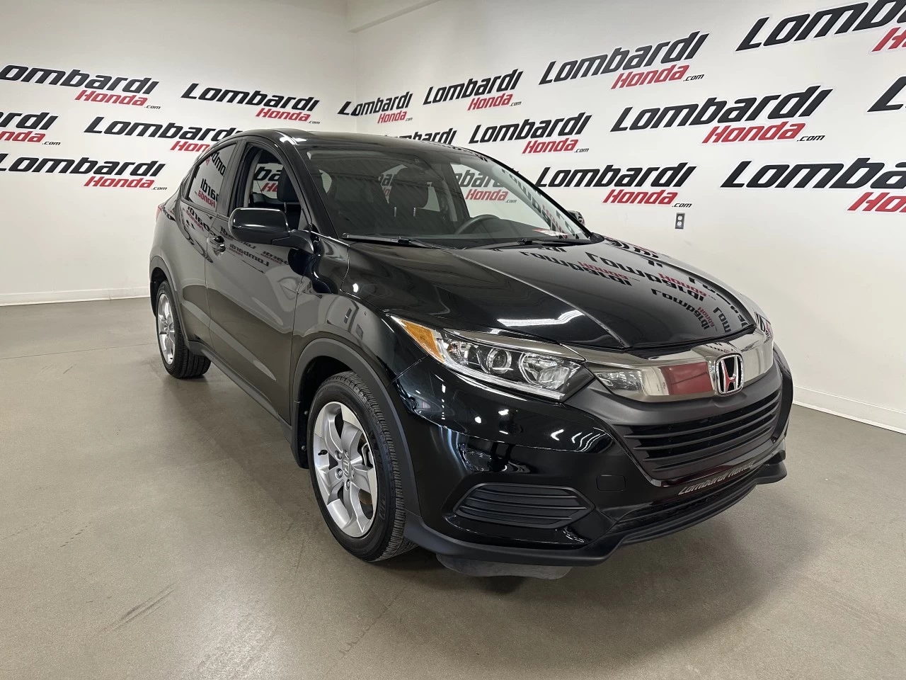 2021 Honda HR-V LX Main Image