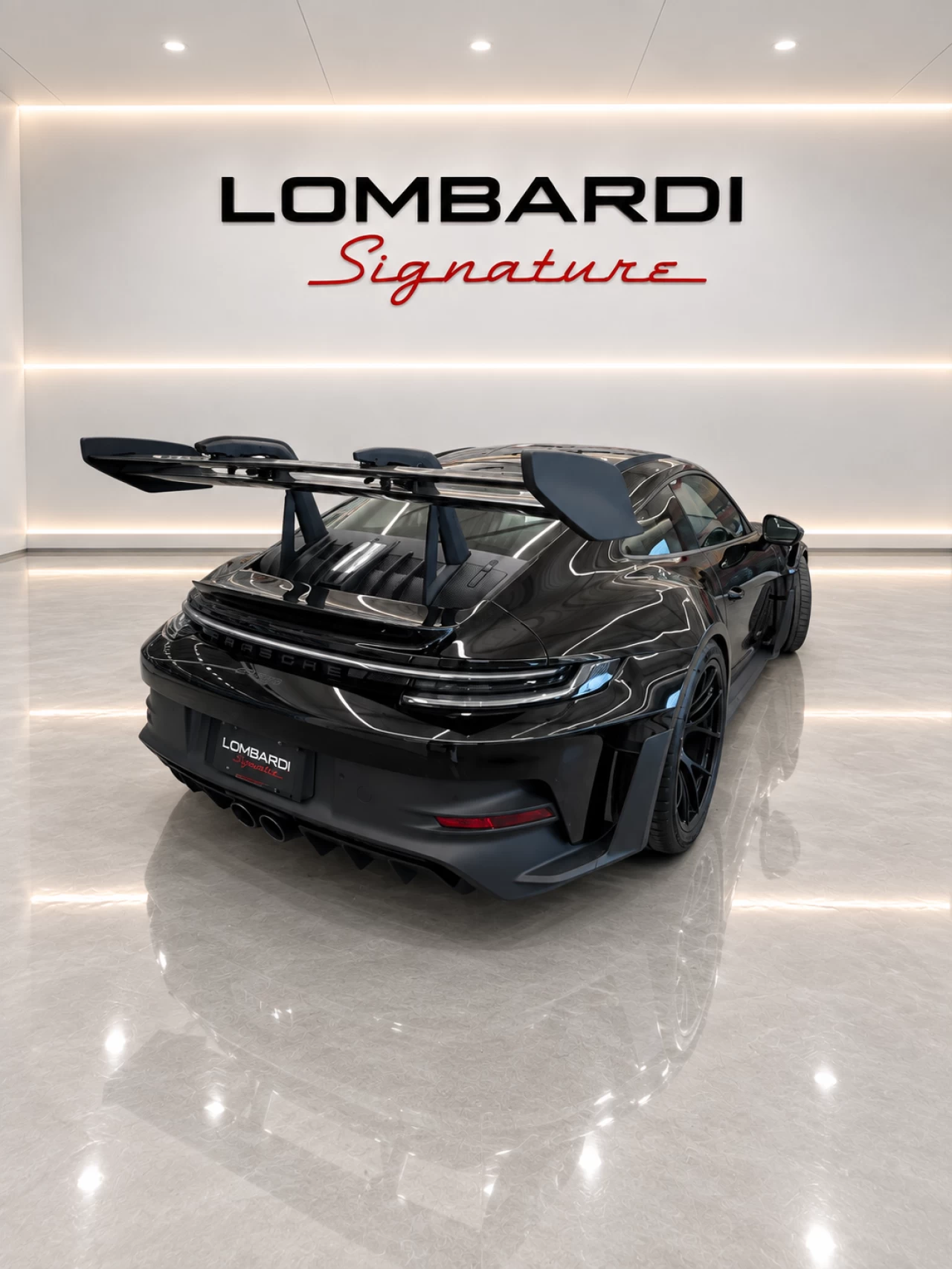 2025 Porsche 911 GT3 RS Main Image