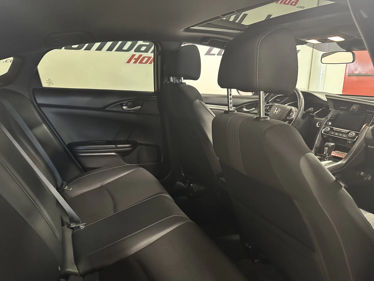 2021 Honda Civic
                                                    Sport Main Image