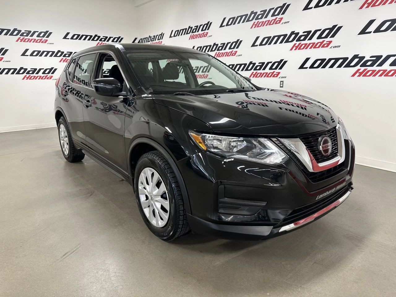 2018 Nissan Rogue S/SV Main Image