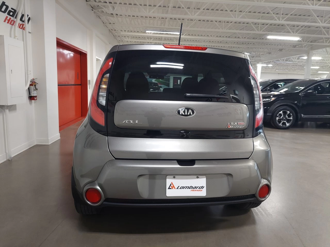 2016 Kia Soul
                                                    EX Main Image
