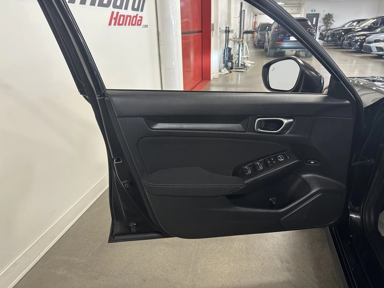 2022 Honda Civic
                                                    LX Image principale
