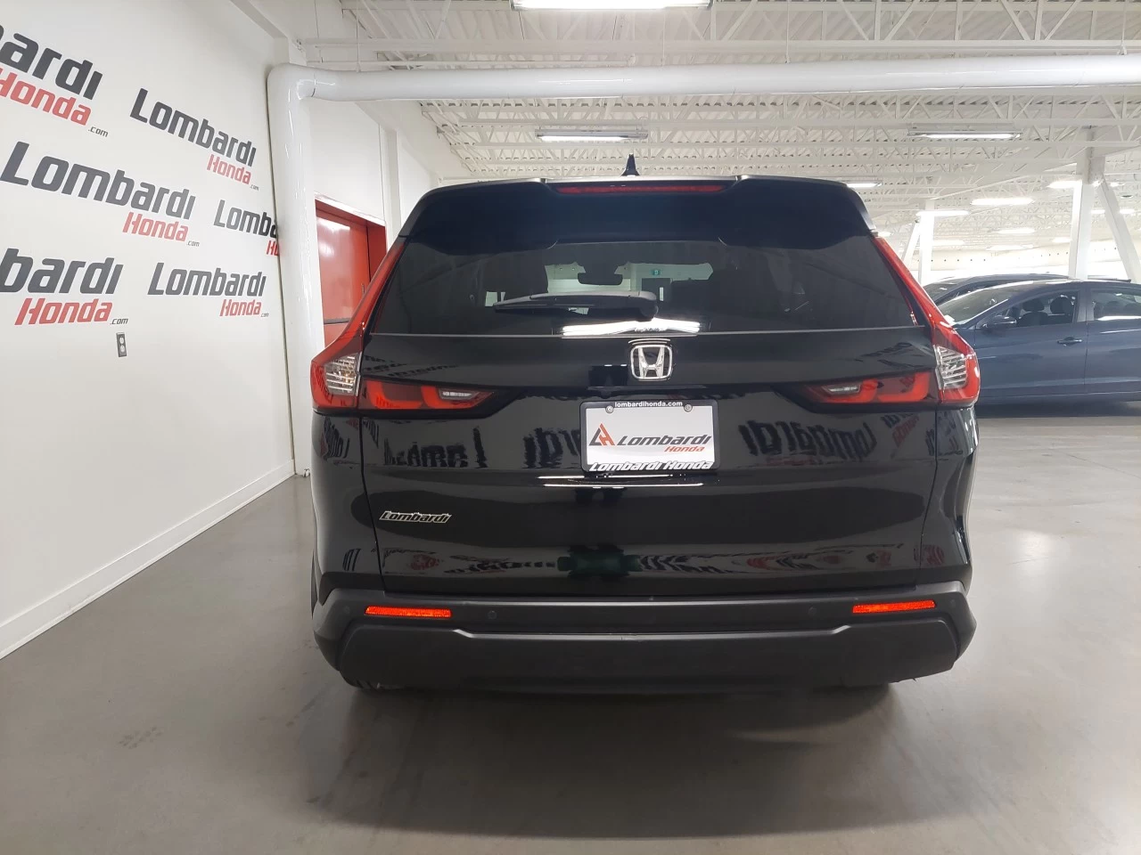 2023 Honda CR-V
                                                    EX-L Main Image