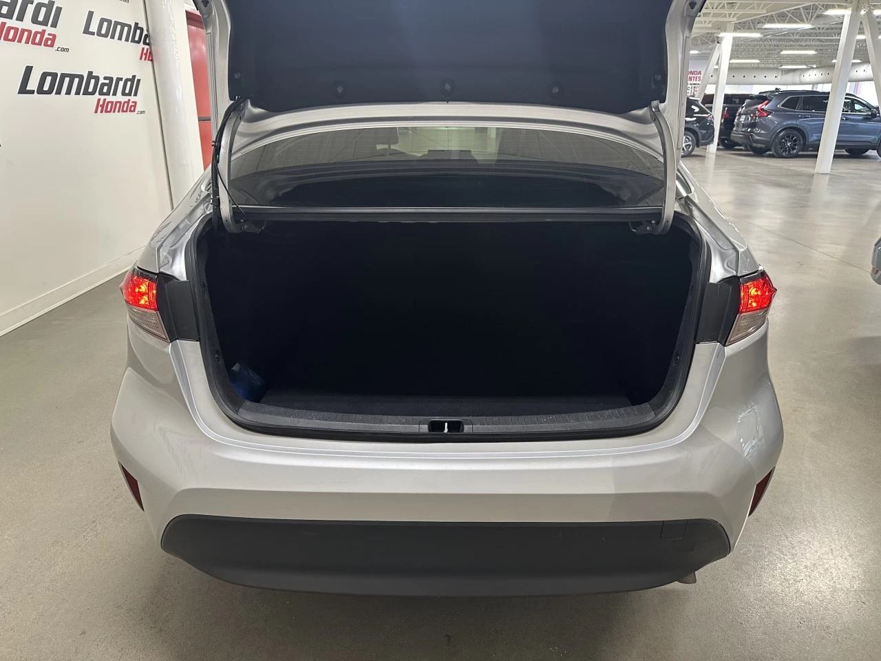 2024 Toyota Corolla
                                                    Hybrid Image principale