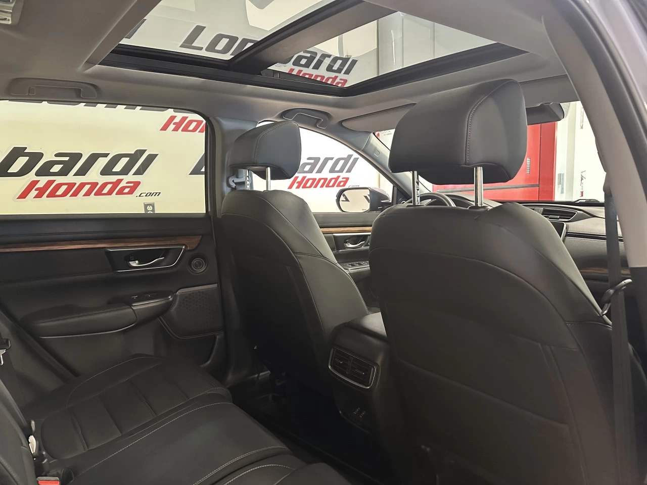 2021 Honda CR-V Touring/Black Edition Image principale