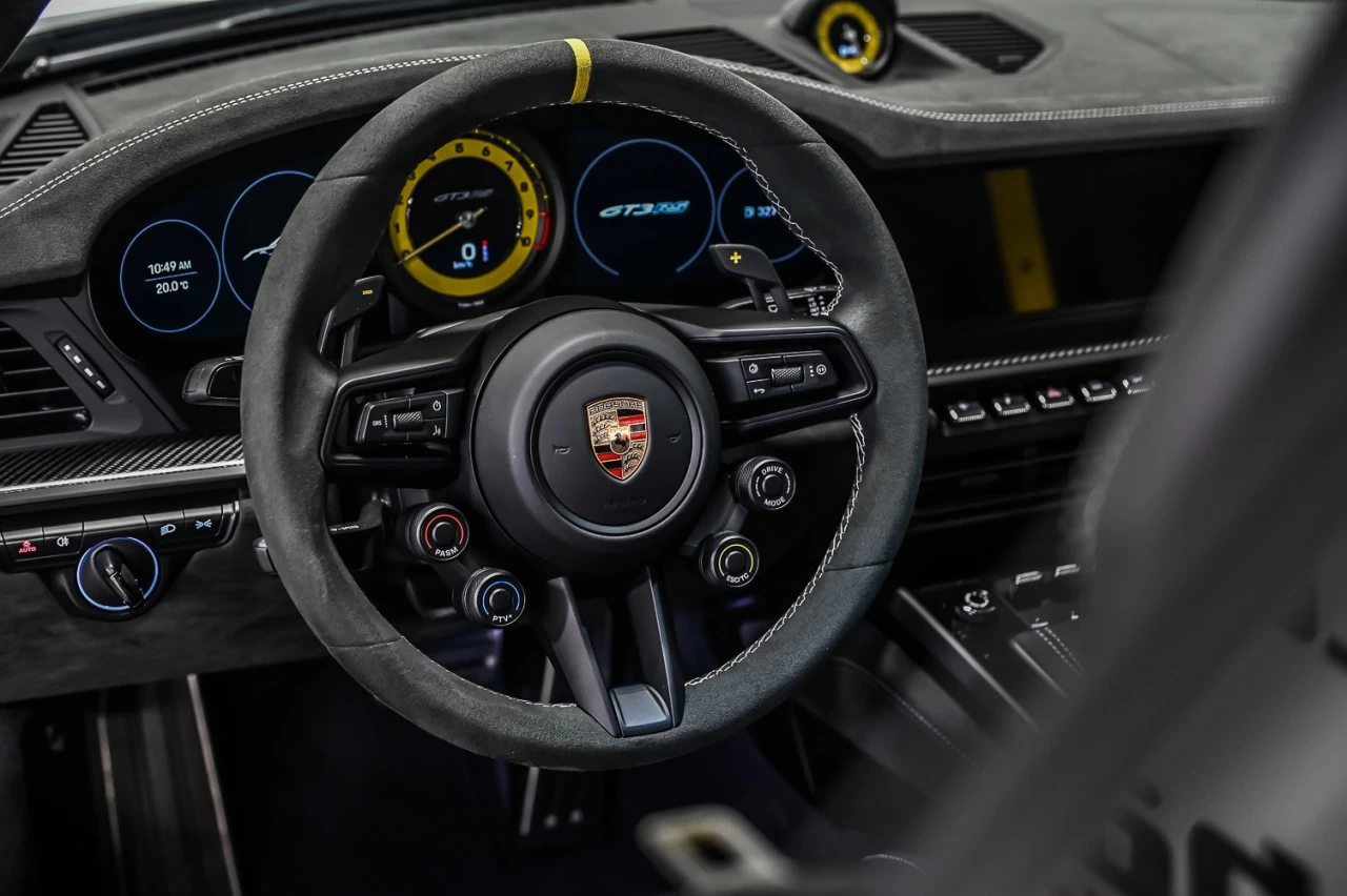 2024 Porsche 911 GT3 RS https://www.lombardihonda.com/resize/b990ff35b810a3abc0cc817b2ca24889-1