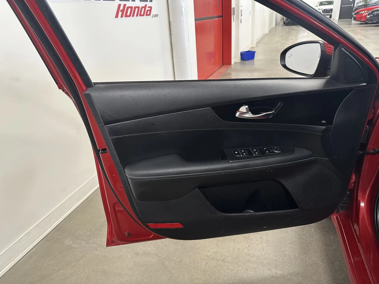 2023 Kia Forte EX Main Image