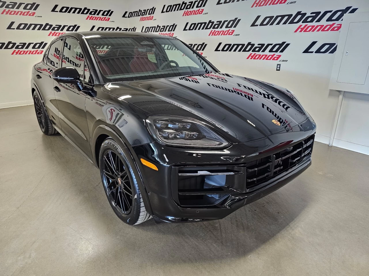 2026 Porsche Cayenne GTS https://www.lombardihonda.com/resize/b990ff35b810a3abc0cc817b2ca24889-1