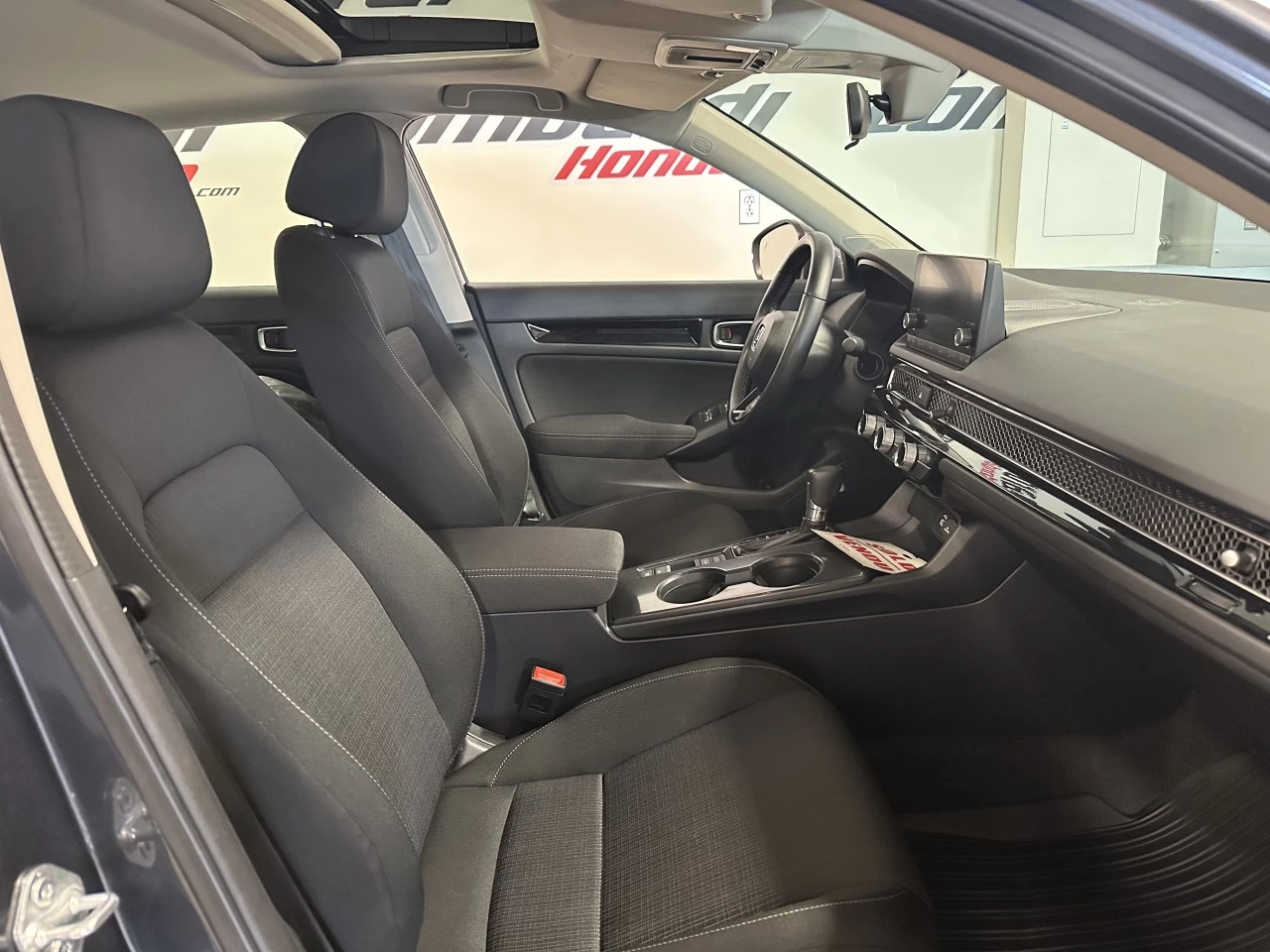 2023 Honda Civic
                                                    EX Image principale