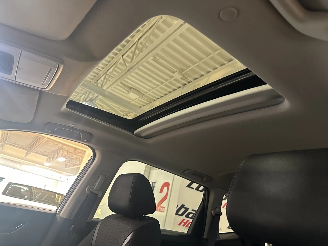 2023 Honda CR-V
                                                        Sport/Sport-B Image principale