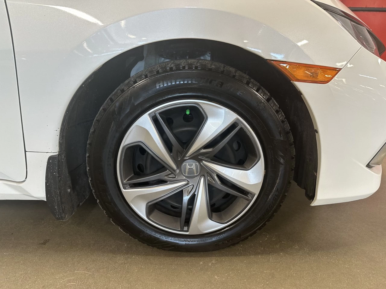 2020 Honda Civic
                                                    LX Image principale