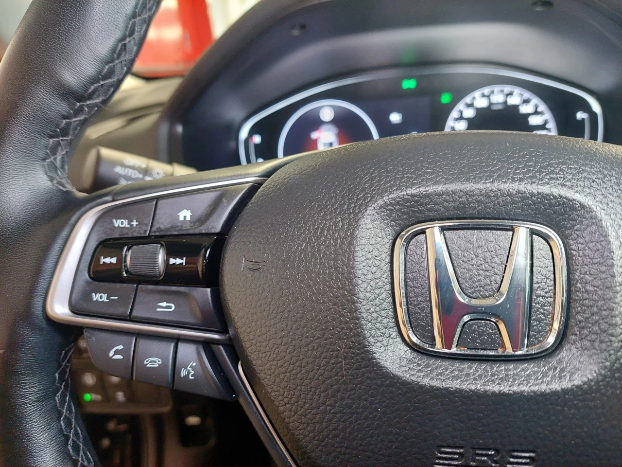 2022 Honda Accord
                                                    Touring Main Image
