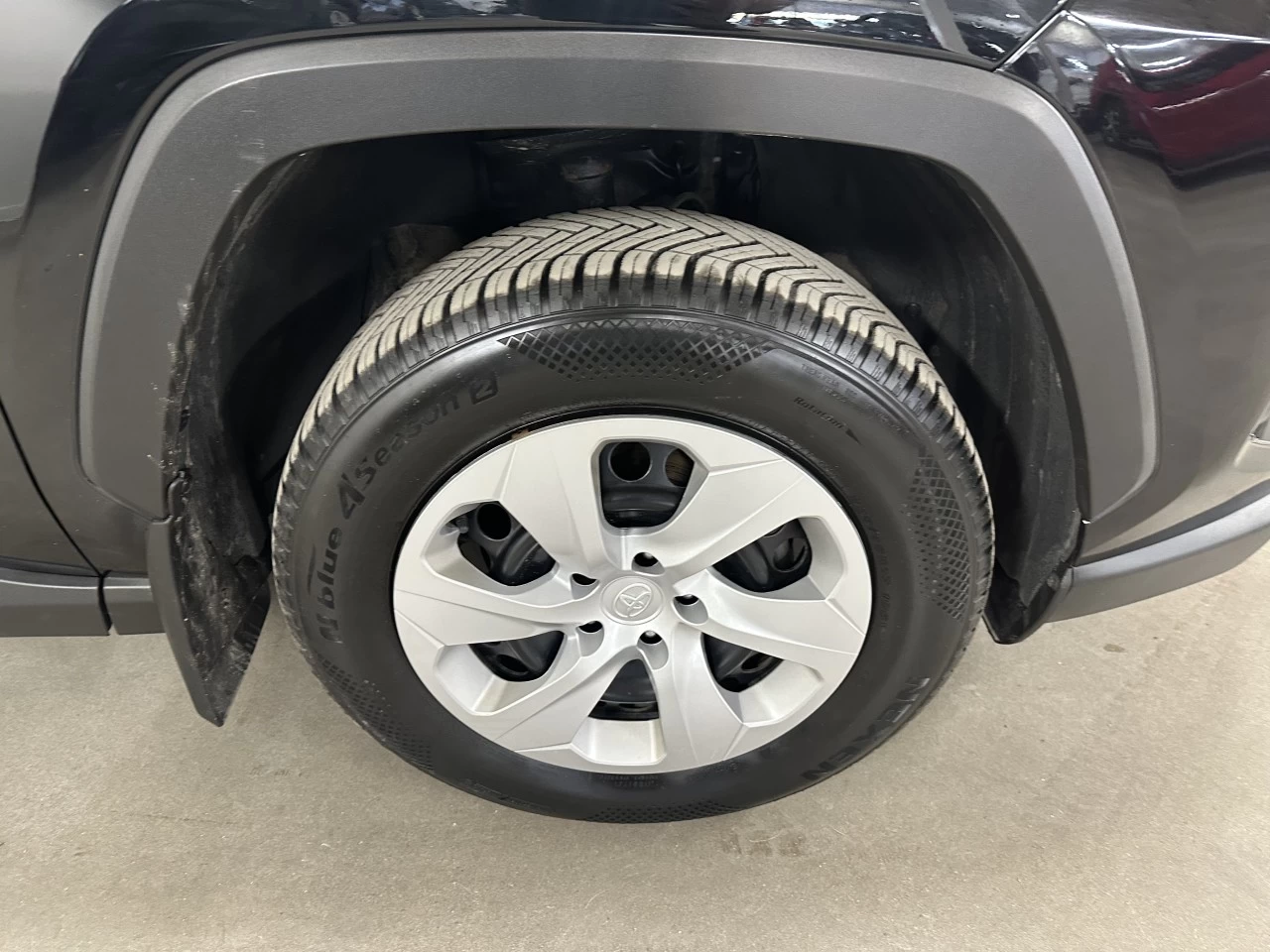 2024 Toyota RAV4 LE Main Image