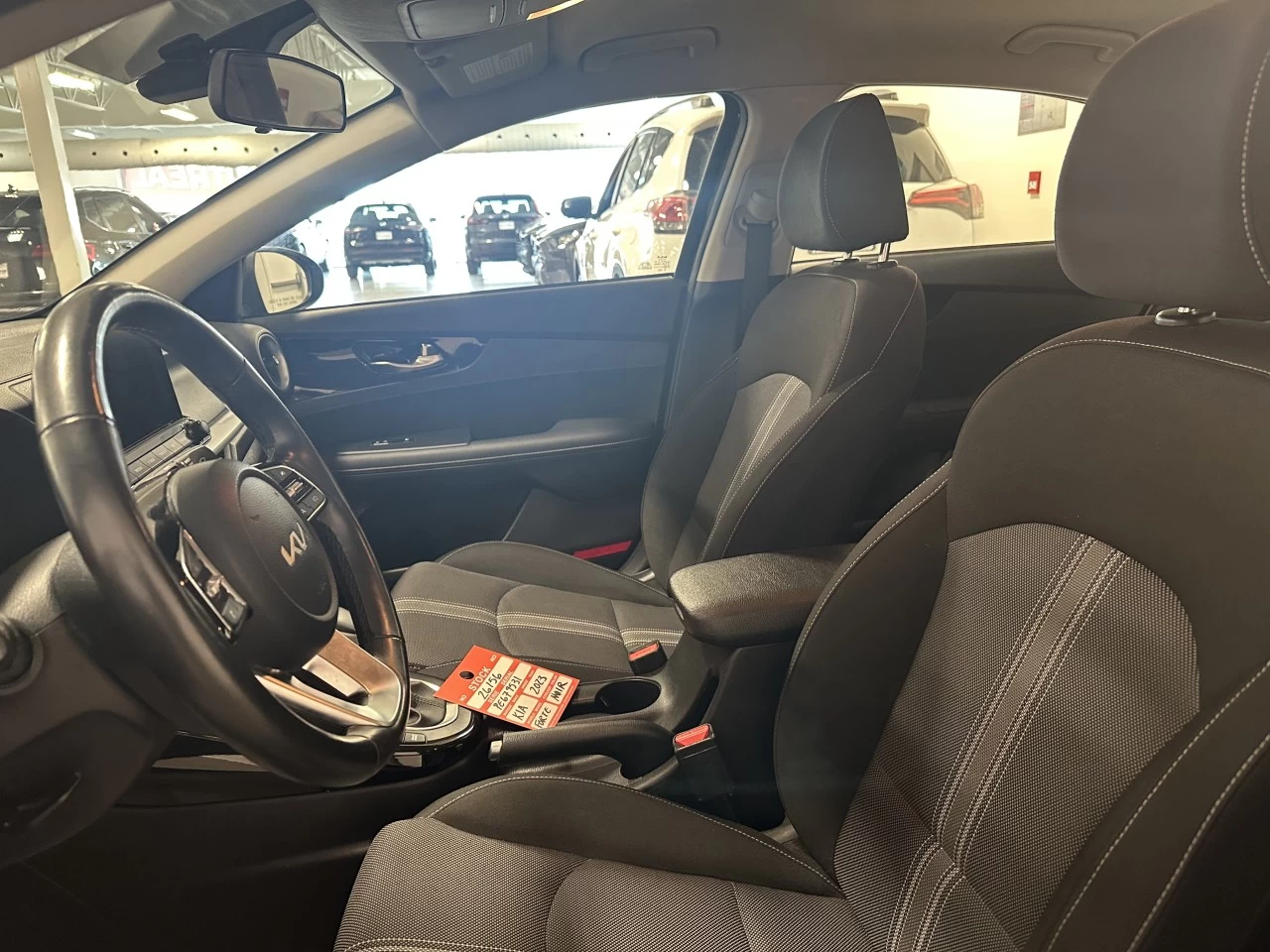 2023 Kia Forte EX Image principale