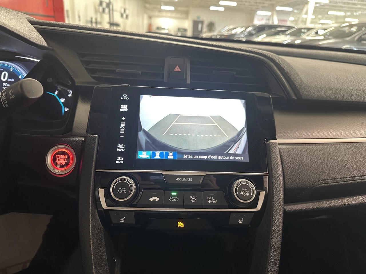 2018 Honda Civic SE https://www.lombardihonda.com/resize/b990ff35b810a3abc0cc817b2ca24889-1