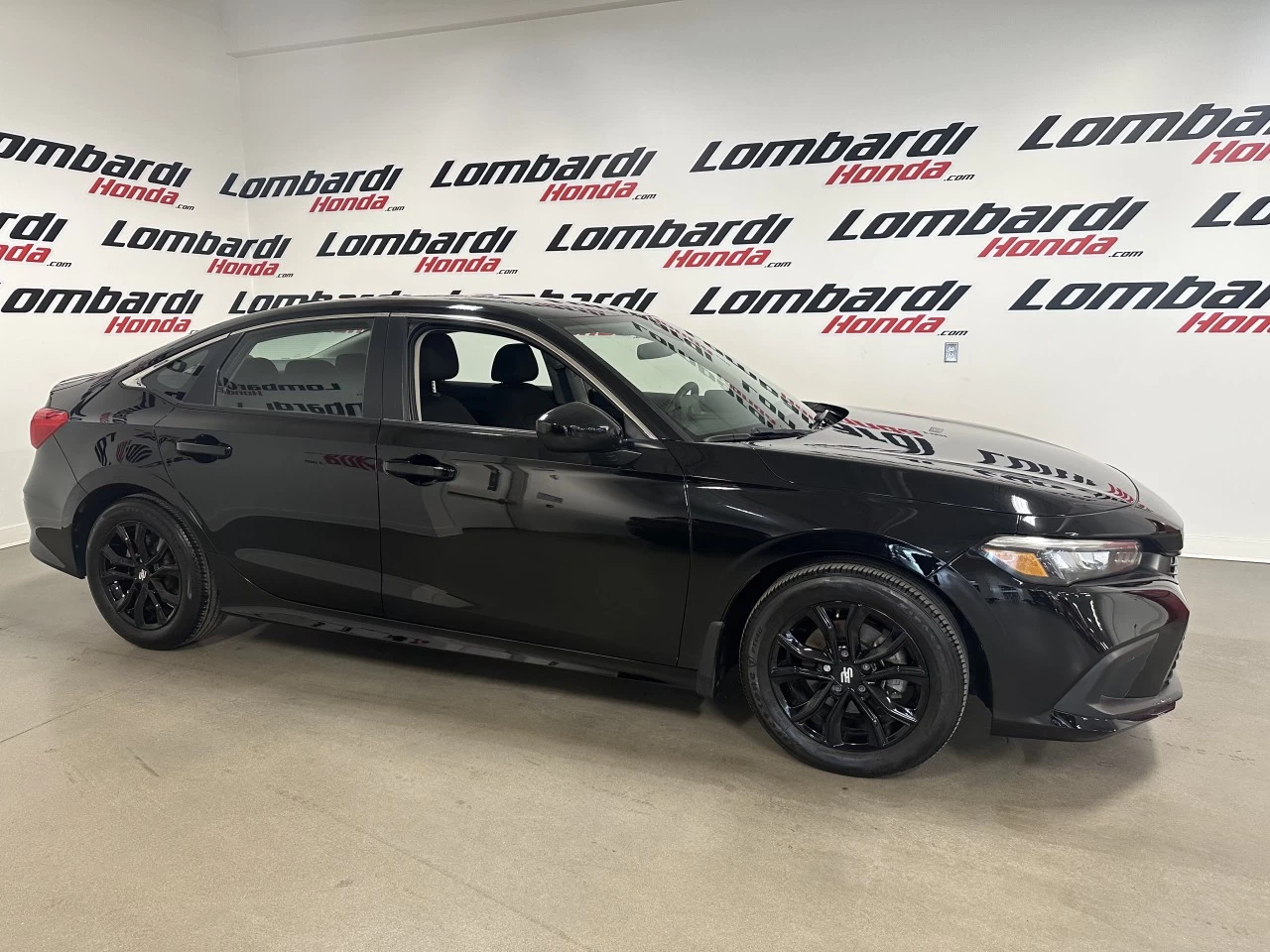 2022 Honda Civic LX Main Image
