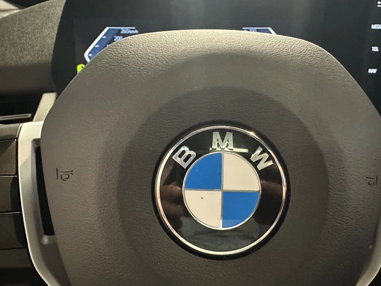 2025 BMW X1 xDrive28i Image principale
