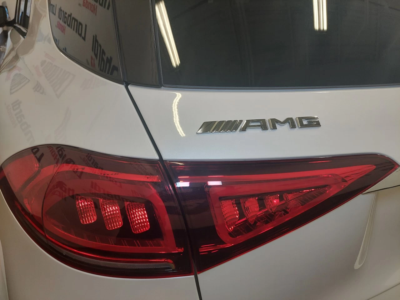2023 Mercedes-Benz GLE
                                                    AMG GLE 53 Image principale