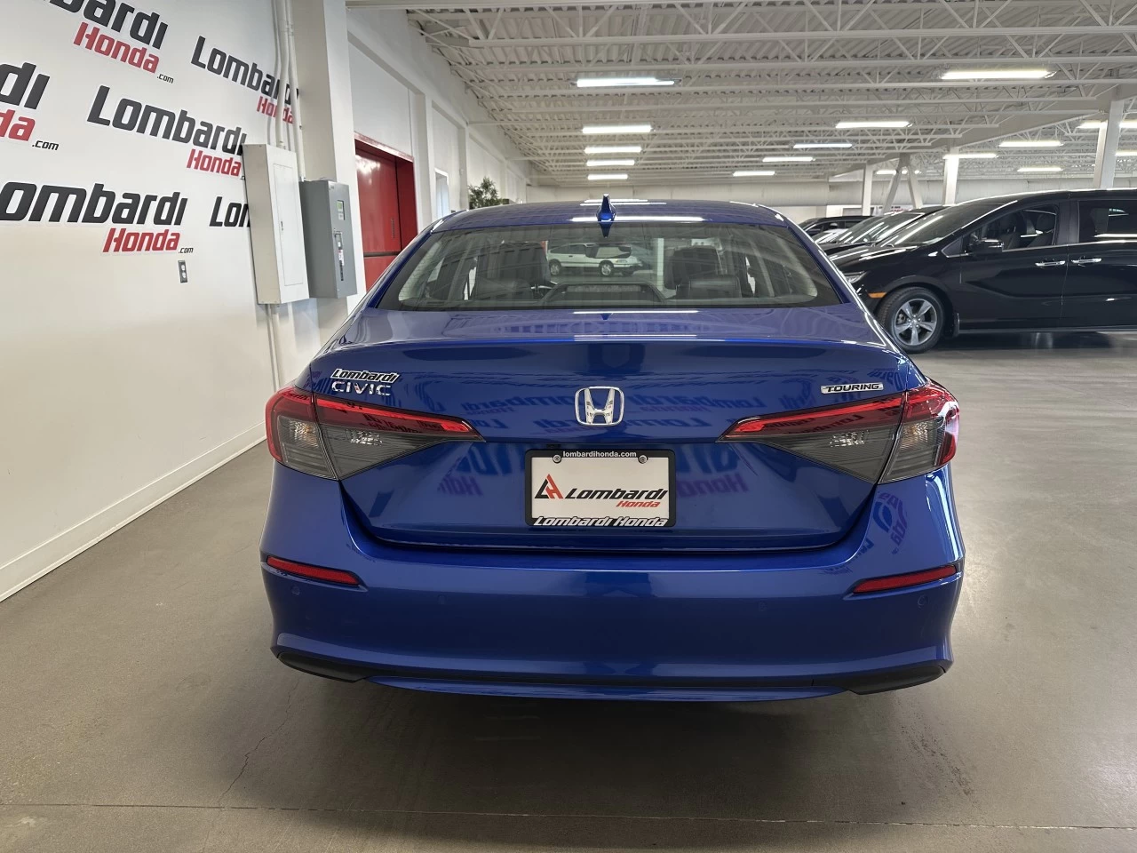 2024 Honda Civic
                                                    Touring Main Image