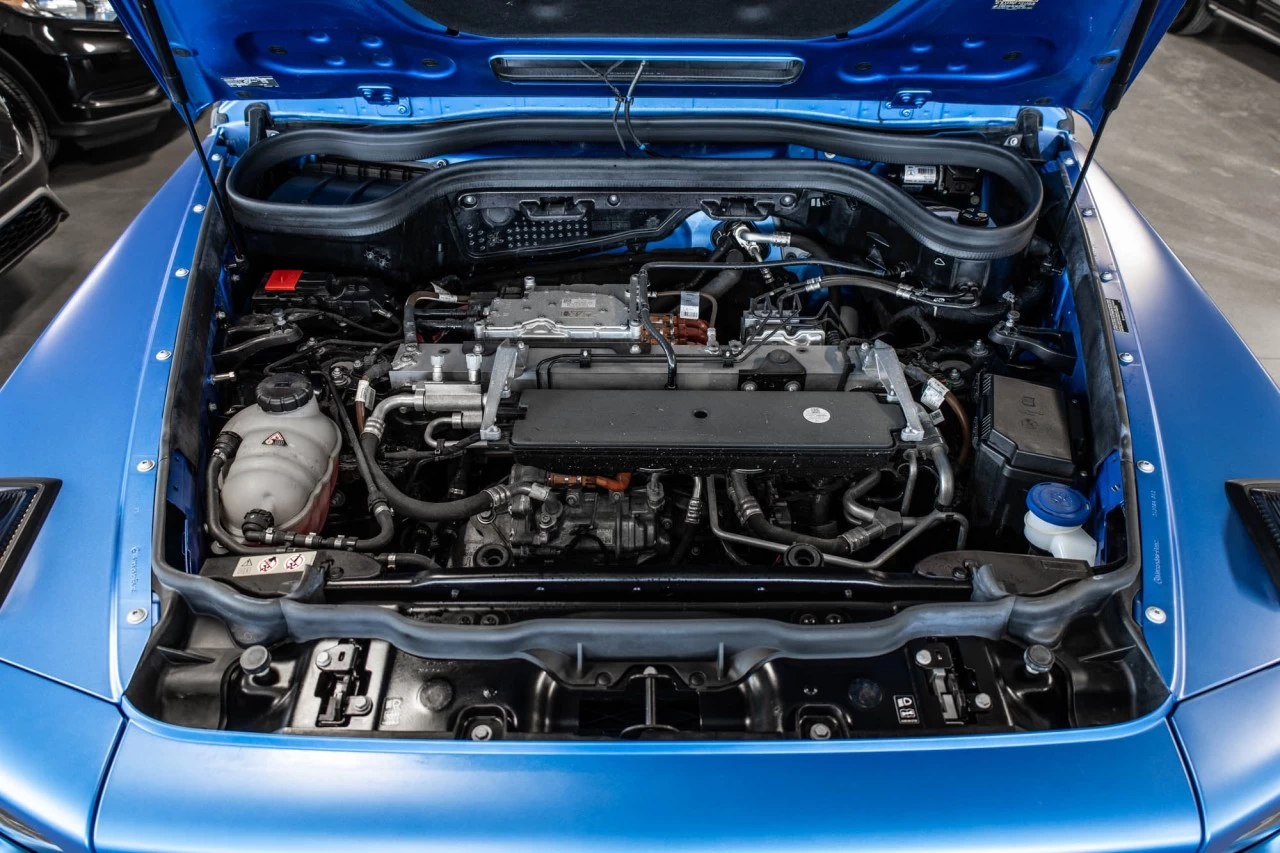 2025 Mercedes-Benz G63 AMG G 580e https://www.lombardihonda.com/resize/b990ff35b810a3abc0cc817b2ca24889-1