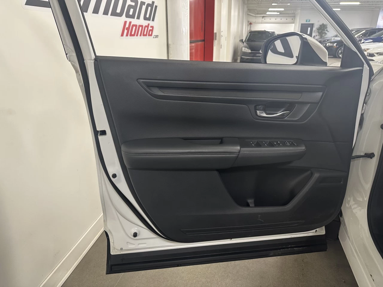 2023 Honda CR-V LX Image principale