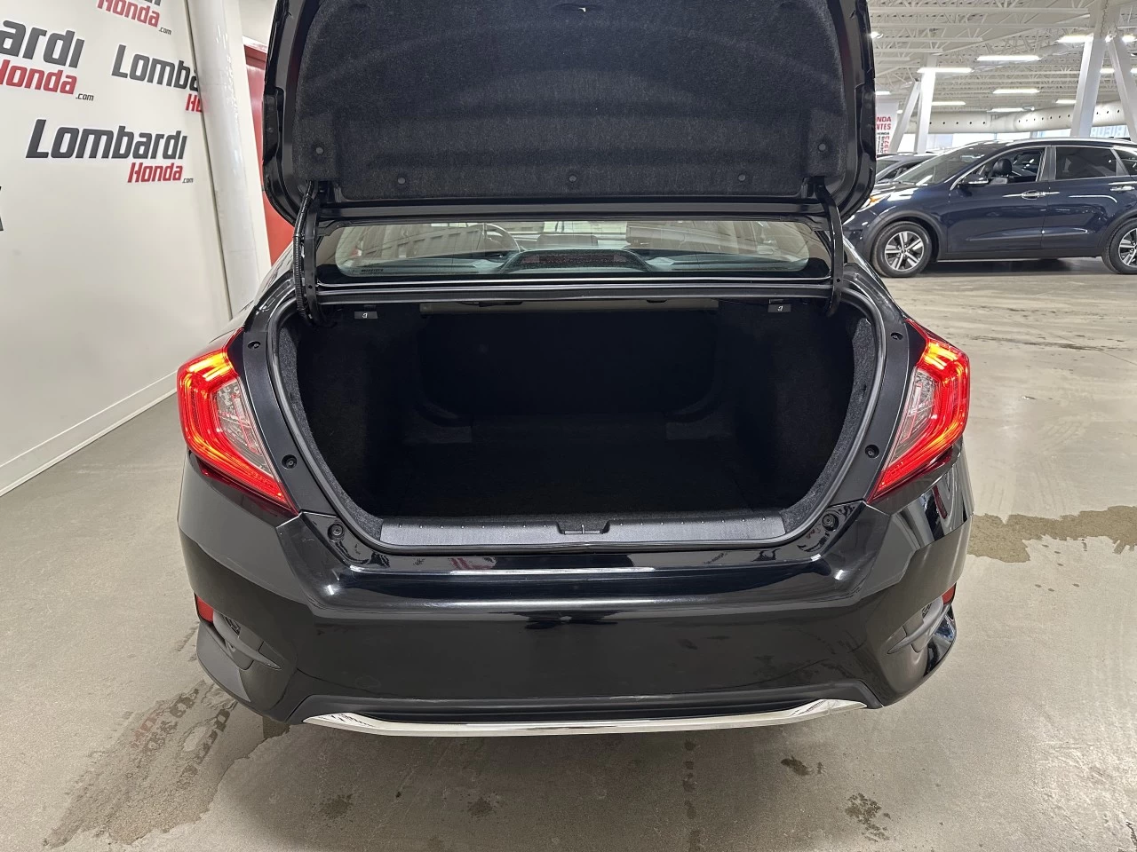 2021 Honda Civic EX Main Image