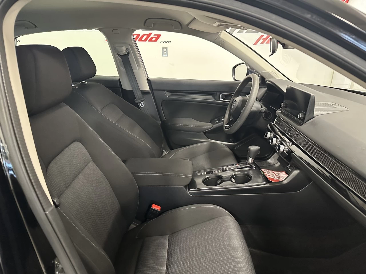 2023 Honda Civic LX Main Image