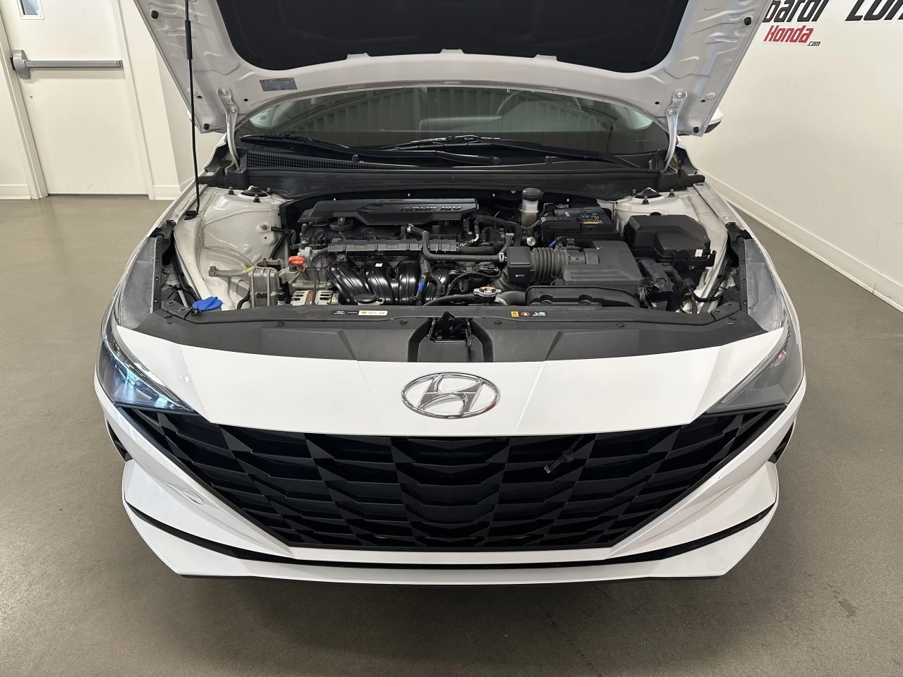 2021 Hyundai Elantra
                                                    Preferred Image principale