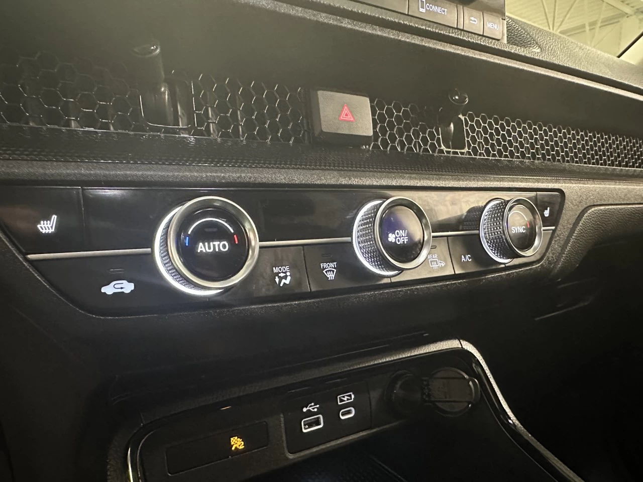 2023 Honda CR-V LX https://www.lombardihonda.com/resize/b990ff35b810a3abc0cc817b2ca24889-1