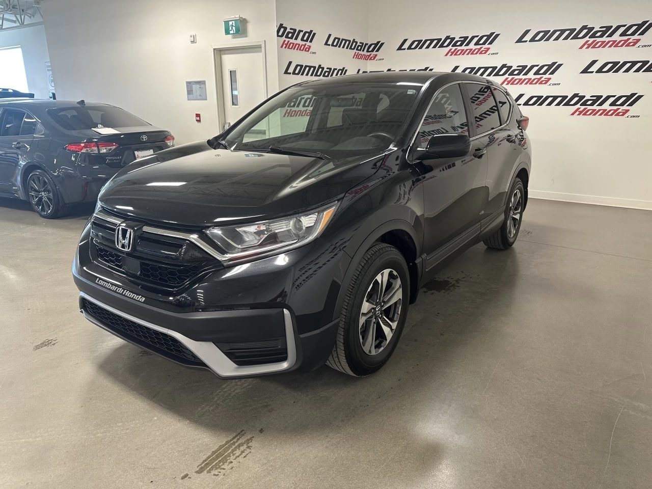 2022 Honda CR-V LX https://www.lombardihonda.com/resize/b990ff35b810a3abc0cc817b2ca24889-1