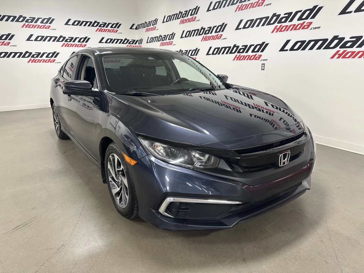 2019 Honda Civic EX Main Image