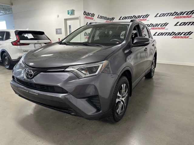 Toyota RAV4 LE 2017