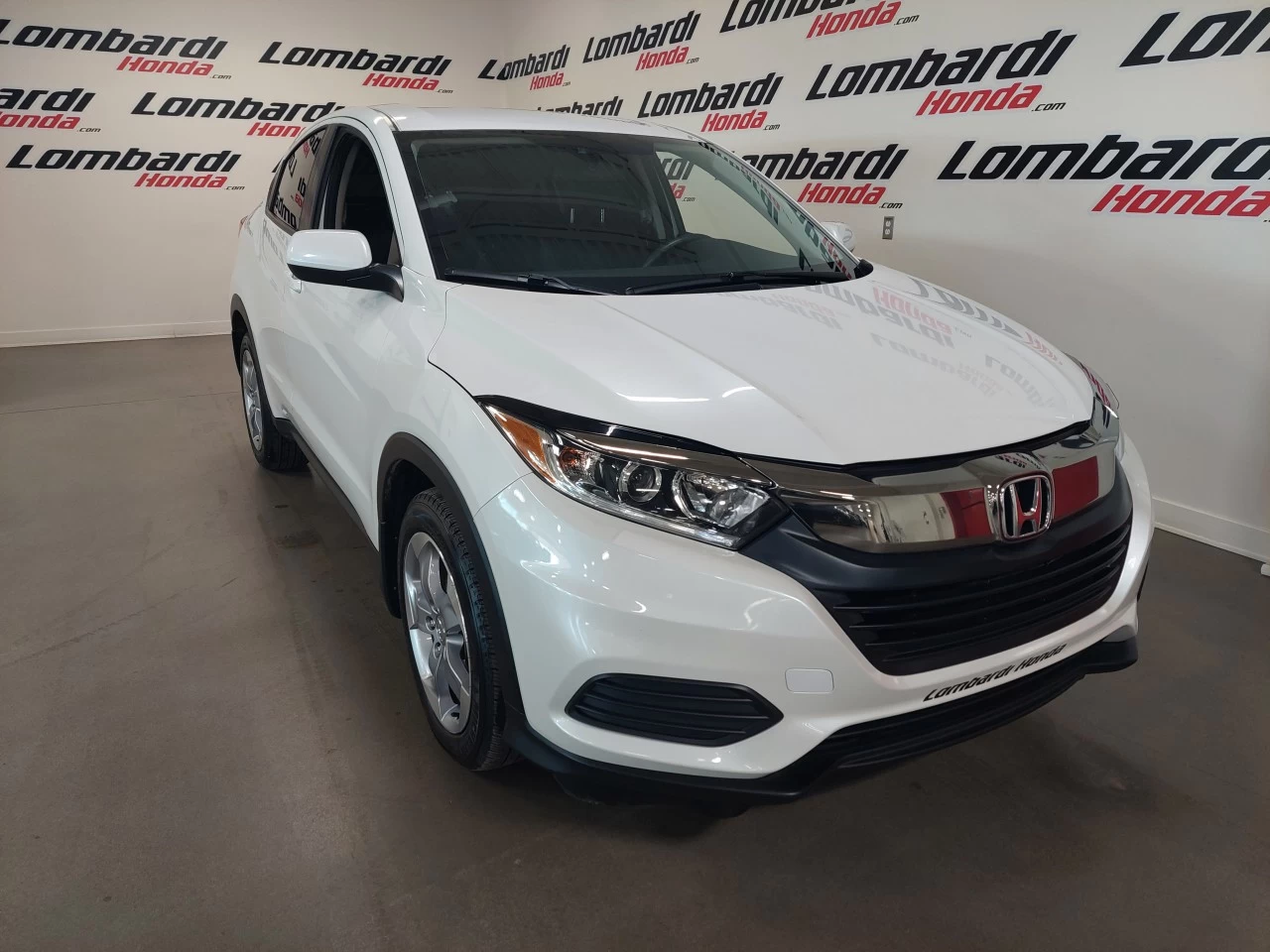 2019 Honda HR-V
                                                    LX Main Image