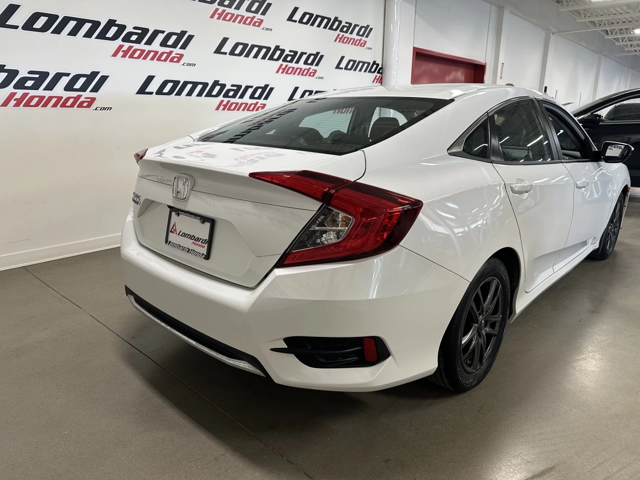2020 Honda Civic
                                                    LX Main Image