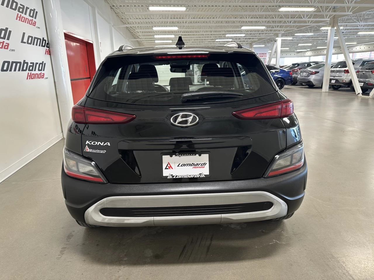 2022 Hyundai Kona Essential Main Image