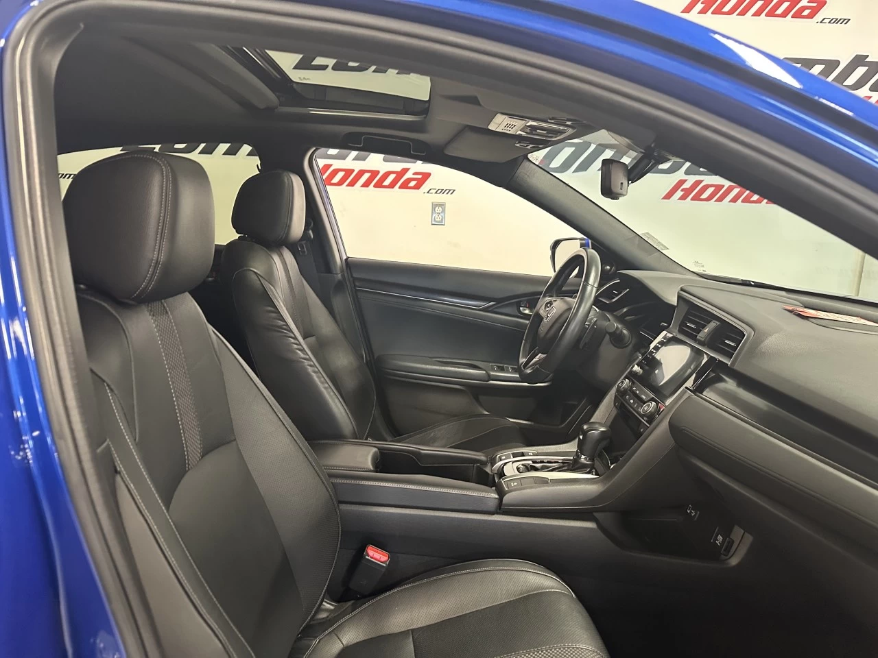 2020 Honda Civic Sport Touring Main Image