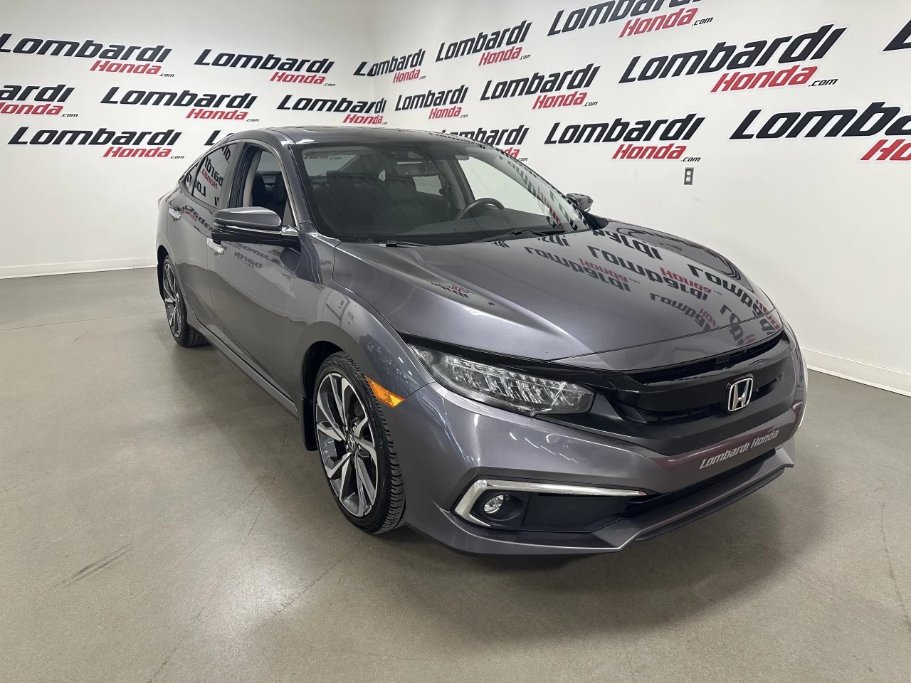 2020 Honda Civic Touring Main Image