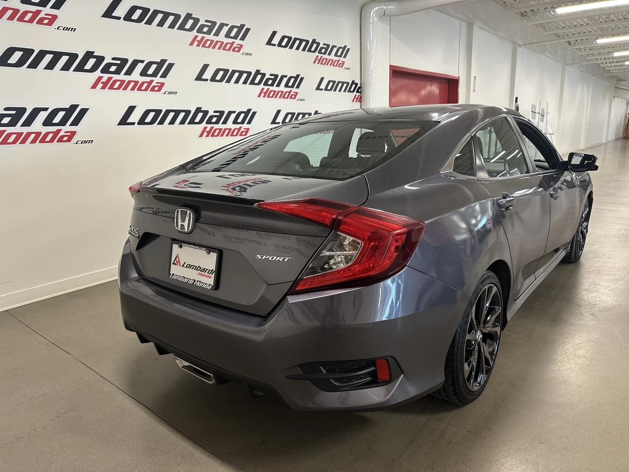 2019 Honda Civic
                                                    Sport Main Image